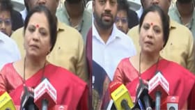 विरोधानंतरही भाजपमध्ये पक्षप्रवेश, देवयानी फरांदे भावुक.