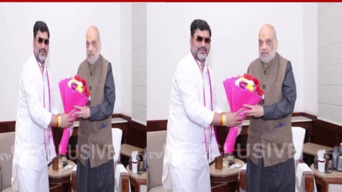 मुंडेंची दिल्लीवारी, शहांची भेट, कोकाटेंच्या प्रकरणानंतर पुन्हा संधी?