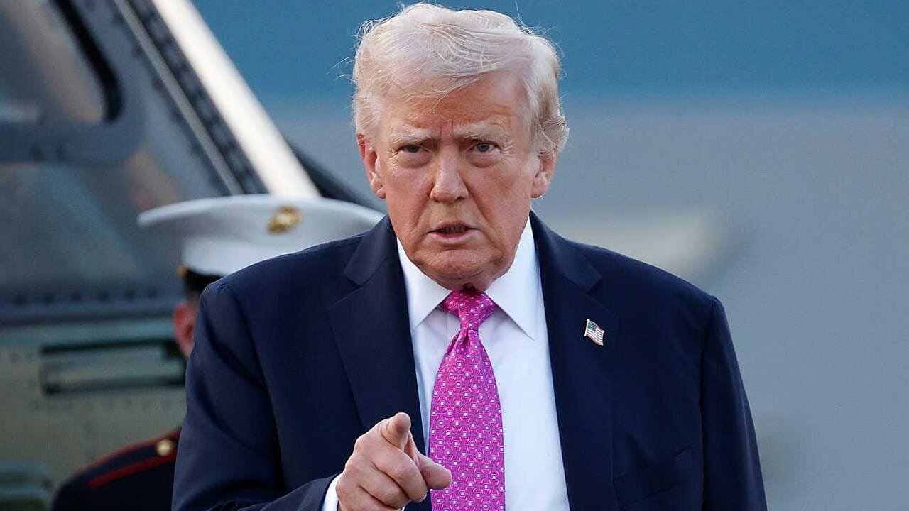 ट्रम्प यांनी टीका करत म्हटले की, अनेक शब्द तोडूनमोडून चुकीच्या पद्धतीने माझे सादर केली जातात. याच कारणामुळे मी आता बोलताना फार जास्त काळजी घेतो. 