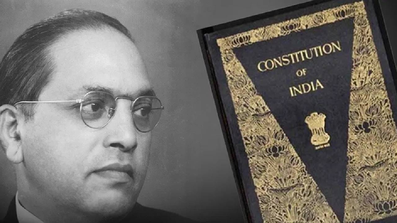 महामानव डॉ. बाबासाहेब आंबेडकर यांचा आज महापरिनिर्वाण दिन आहे. या निमित्ताने दादरच्या चैत्यभूमीवर लाखो लोकांचा अफाट जनसागर उसळला आहे. गावखेड्यातून लोक मुंबईत आले आहेत. आपल्या उद्धारकर्त्याला अभिवादन करण्यासाठी भीम अनुयायीच नव्हे तर प्रत्येक जाती धर्माचे लोक या ठिकाणी आले आहेत. 1956 पासून चैत्यभूमीवर उसळणारी गर्दी दिवसे न् दिवस वाढतच आहे. बाबासाहेबांनी प्रत्येक व्यक्तीला ताठ मानेने, अभिमानाने जगायला शिकवलं. त्यांचे विचार आजही जगण्याची प्रेरणा देत असतात. तुमच्या आयुष्यात अंधार दाटून आला असेल तर एकदा बाबासाहेबांचे विचार वाचा. तुम्हाला आपोआपच प्रकाशवाटा सापडतील. जगण्याची प्रेरणा मिळेल. बाबासाहेबांचे हेच विचार आज तुम्हाला सांगणार आहोत.