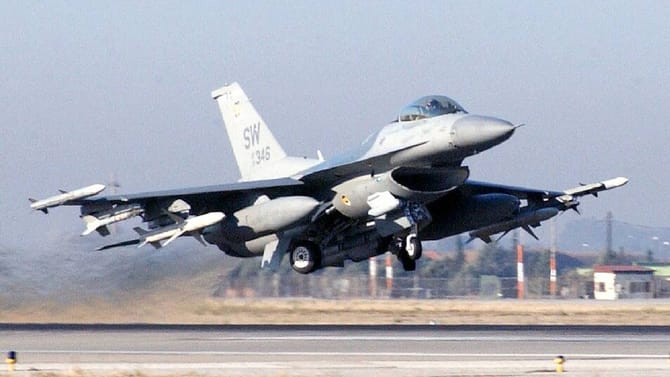 हिंदू मंदिरावरुन भिडलेले दोन देश, Air Strike मुळे युद्धाची ठिणगी