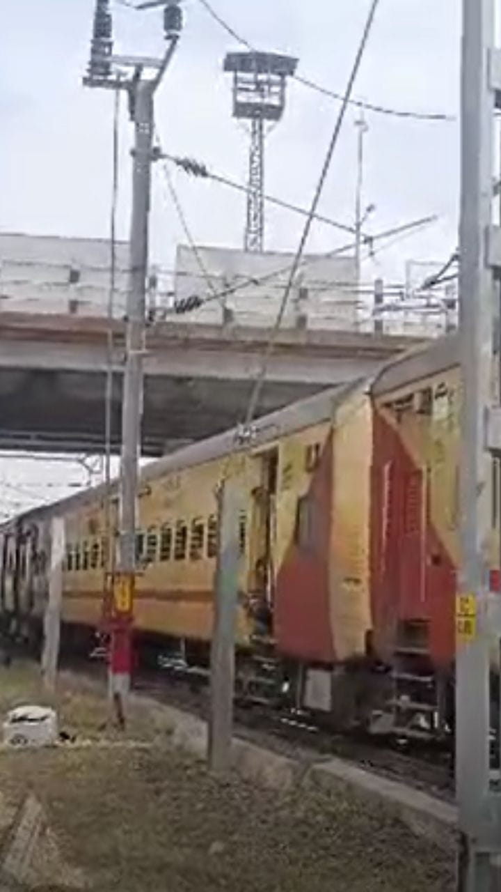 हावडा-मुंबई रेल्वे वेळापत्रक कोलमडले; प्रवाशांचे हाल