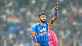 हार्दिक पांड्यावर अन्याय का? दक्षिण आफ्रिकेच्या कोचच स्पष्ट मत.