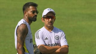Hardik Pandya vs Gautam Gambhir : टीम इंडिया हरल्यानंतर हार्दिक पंड्या गौतम गंभीरला भिडला का? VIDEO व्हायरल झाल्यानंतर मोठा वाद