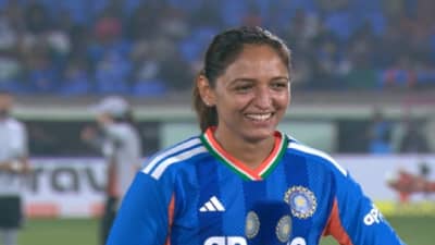 IND vs SL Womens : टीम इंडियाने श्रीलंकेविरुद्ध टॉस जिंकला, नंबर 1 ऑलराउंडर प्लेइंग ईलेव्हनमधून आऊट
