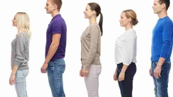 कोणत्या लोकांची उंची अचानक कमी होते? ‘ही’ समस्या उद्भवू शकते? जाणून घ्या