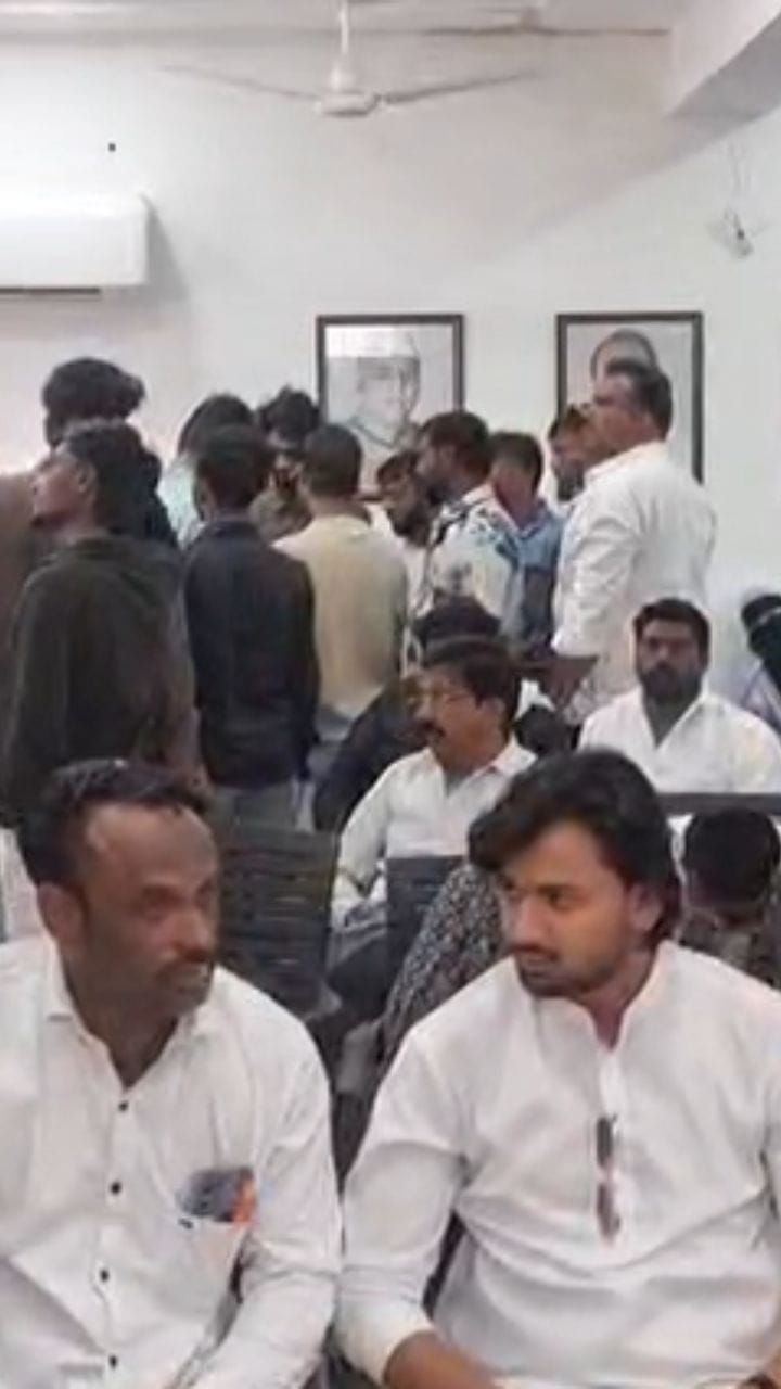 राष्ट्रवादीच्या प्रमुख नेत्यांच्या उपस्थितीत इच्छुकांच्या मुलाखती