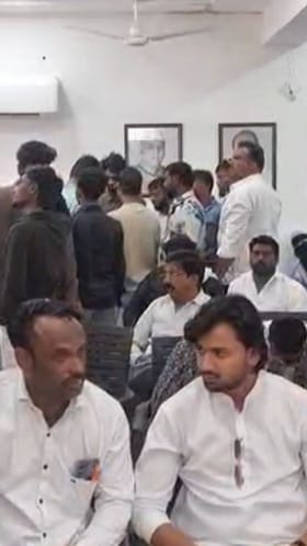 राष्ट्रवादीच्या प्रमुख नेत्यांच्या उपस्थितीत इच्छुकांच्या मुलाखती