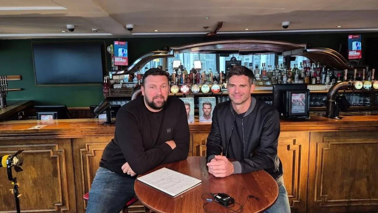 इंग्लंडचा माजी वेगवान गोलंदाज जेम्म अँडरसन या व्यवसायत उतरला आहे. त्याने 2015 मध्ये क्रिकेट खेळत असताना या व्यवसायात उडी घेतली होती. इंग्लंडचा यशस्वी गोलंदाजांपैकी एक आहे. मागच्या वर्षीच त्याने निवृत्ती घेतली आहे.  (PHOTO CREDIT- INSTAGRAM)