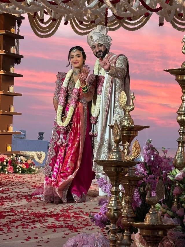 Ajit Pawar Son Wedding : जय पवार-ऋतुजा पाटील अडकले लग्नबंधनात,सुंदर फोटो समोर