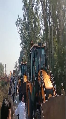 जायकवाडी येथील अतिक्रमण काढण्यास सुरुवात