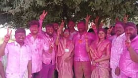 निवडणुकीत भाऊ, बहीण, भावजईचा दणदणीत विजय, अख्ख्या कुटुंबाचा डंका....