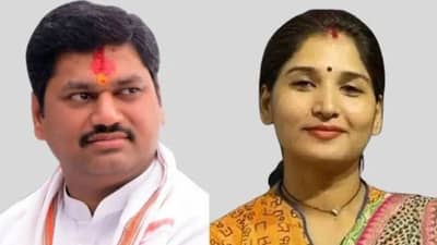 करुणा मुंडे यांना मोठा धक्का, धनंजय मुंडेंना दिलासा, न्यायालयात नेमकं काय घडलं?