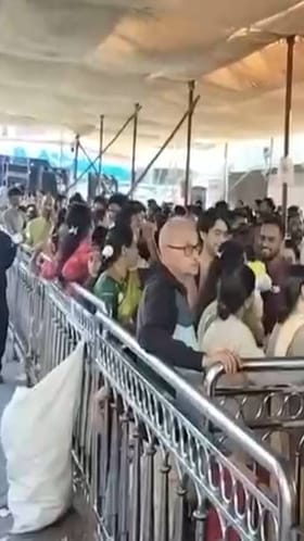 ख्रिसमसच्या सुट्टीमुळे कोल्हापूरच्या अंबाबाई मंदिरात भाविकांची मोठी गर्दी