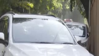 मोठी बातमी! अजित पवार गटाच्या नेत्याचा अपघात, कारनं उडवलं, हॉस्पिटलमध्ये उपचार सुरू