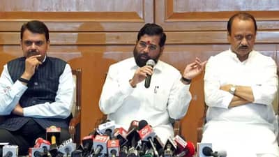 अजितदादांना भाजप, शिवसेना शिंदे गटाचा मोठा धक्का, माहायुतीच्या गोटात वेगवान घडामोडी