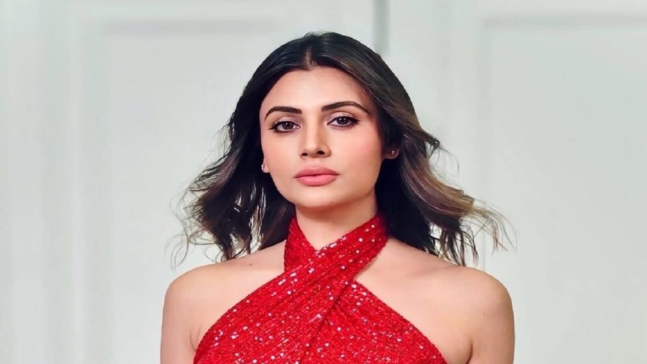 Bigg Boss 19 : ए लेस्बियन चल हट…  लैंगिकतेवरून मालती सहन करतेय नको त्या गोष्टी