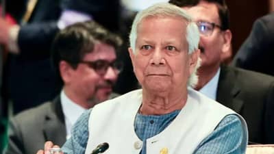 Bangladesh Loan : भारतापासून लांब जाताच बांग्लादेशची पुरी वाट लागली, कर्जाचे धक्कादायक आकडे समोर, पाकिस्तानसारखी हालत