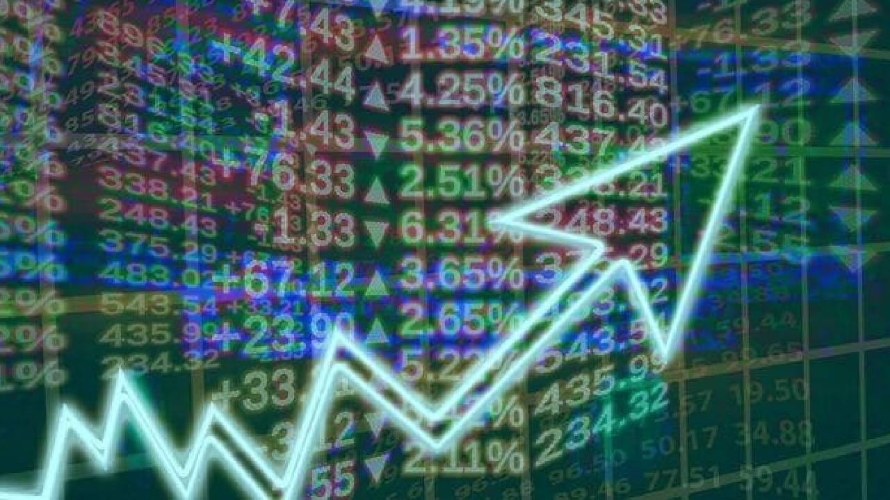 Diamond Power Infrastructure: पॉवर केबल आणि कंडक्टर पुरवठा करणारी कंपनी डायमंड पॉवर इन्फ्रास्ट्रक्चरच्या शेअरवर सोमवार, 29 डिसेंबर 2025 रोजी सर्वांचे लक्ष असेल. कंपनीला पॉवर केबल पुरवठ्यासाठी   66 कोटी रुपयांची मोठी ऑर्डर मिळाली आहे. त्यामुळे या शेअरमध्ये मोठी घडामोड होण्याची शक्यता बळावली आहे.