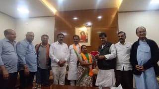 नांदेडमधील काँग्रेसला हुडहुडी, माजी महापौरांसह अनेक जण भाजपमध्ये