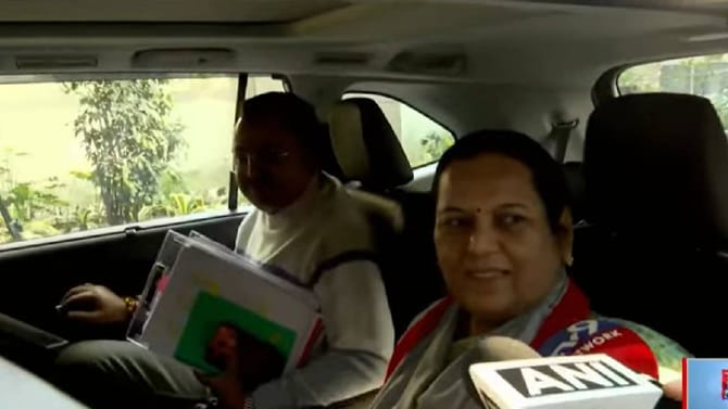 पुण्यात प्रचंड मोठ्या घडामोडींना सुरूवात, नीलम गोऱ्हे यांनी थेट..