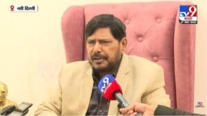 मुंबईत आम्हाला 14-15 जागा मिळाल्या पाहिजेत, रामदास आठवले यांची मागणी