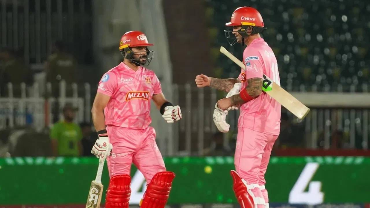 पीसीबीने पाकिस्तान प्रीमियर लीगला जगातील टॉप टी20 लीग करण्यासाठी आंतरराष्ट्रीय मिडिया राइट्सचं टेंडरही काढण्याचा निर्णय घेतला आहे. यासह पीसीबी नवं ओटीटी प्लॅटफॉर्म लाँच करणार आहे. ( फोटो टीव्ही 9 हिंदीवरून)