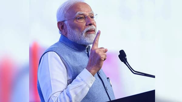 BMC Election 2026 : महापालिका जिंकण्यासाठी महायुतीचा मास्टरप्लान, थेट नरेंद्र मोदींना आणणार