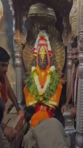 नाताळच्या सुट्ट्यांमुळे विठुरायाच्या पंढरीत भाविकांची गर्दी.