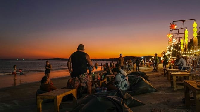 नव्या वर्षाच्या पार्टीसाठी हे बीच सर्वात भारी, स्वस्तात करा सेलिब्रेशन