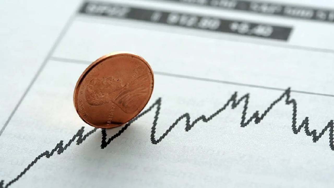 डिस्क्लेमर : टीव्ही 9 मराठी कुठल्याही स्टॉक, म्युच्युअल फंड, आयपीओमध्ये गुंतवणूक करण्याचा सल्ला देत नाही. येथे केवळ त्याची माहिती देण्यात आली आहे. गुंतवणुकीपूर्वी तज्ज्ञाचा, आर्थिक सल्लागाराचा सल्ला आवश्य घ्या.