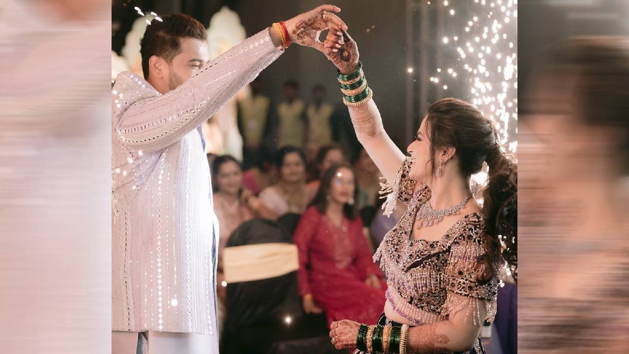 प्राजक्ता एकदा शूटिंगसाठी जात होती, तिला नव्या घराची खरेदीही करायची होती. अचानक एक ट्रक आला आणि तिच्या गाडीला थोडा धडकला. प्राजक्ता प्रचंड चिडली. तिने त्या ट्रक चालकाला मालकाला बोलाव असे म्हटले. तेवढ्यात शंभूराज तेथे आले. त्यांनी कोणताही विचार न करता ट्रक ड्रायव्हरच्या कानशिलात लगावली. हीच त्यांची पहिली भेट होती. त्यानंतर त्यांची ओळख वाढली , मैत्री झाली नंतर काही दिवसांनी दोघांनी घरी बोलण्याचा निर्णय घेतला. अशाप्रकारे त्यांचं लग्न ठरलं. 