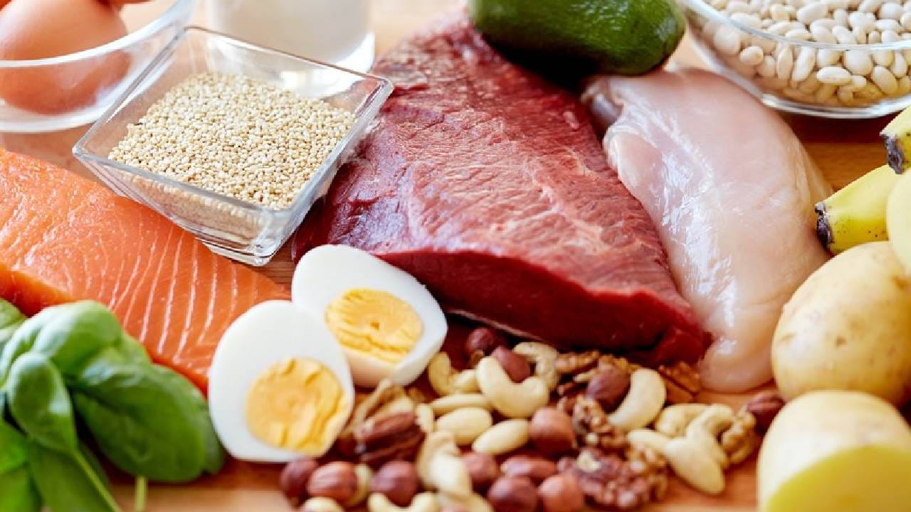 अंडी, चिकन खात नाही का? प्रोटीनसाठी 'या' गोष्टी खा, जाणून घ्या अंडी, चिकन खात नाही का? प्रोटीनसाठी 'या' गोष्टी खा, जाणून घ्या