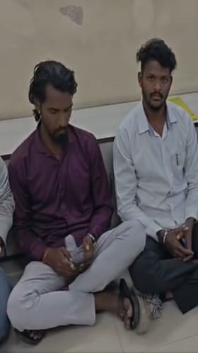 Pune : प्रभाग क्रमांक 14 मधील 100 मतदार गायब, वंचितचा आरोप.