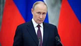 Putin Body Double Secret : पुतिन यांच्या बॉडी डबलच सत्य काय? आणि तो का वापरतात?