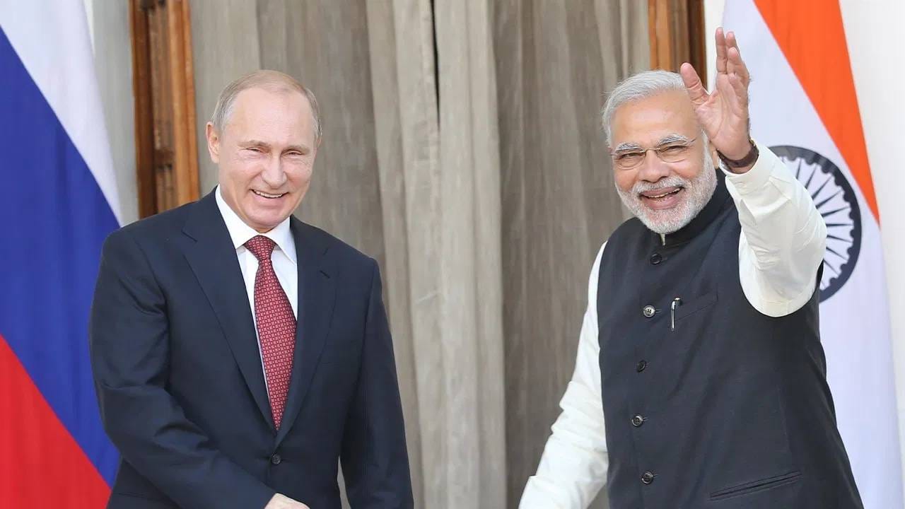 Putin On US : भारतात आलेल्या पुतिन यांचा ट्रम्पना निरुत्तर करणारा एकच प्रश्न, अमेरिकेचा बुरखा टराटर फाडला