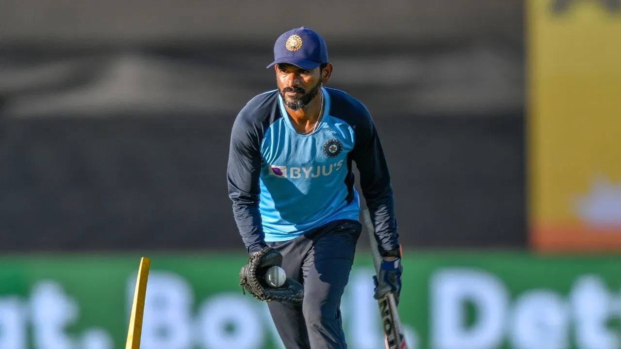 टी20 वर्ल्डकप स्पर्धेपूर्वी श्रीधर श्रीलंकन संघासोबत दोन महत्त्वाच्या विदेश दौऱ्यावर काम करतील. पहिल्यांदा पाकिस्तानमधील टी20 मालिकेसाठी श्रीलंकन प्रशिक्षक स्टाफचा भाग असतील. त्यानंतर इंग्लंड दौऱ्यासाठी संघाची तयारी करून घेतली. हा दौरा आटोपला की वर्ल्डकप संघाचा भाग असतील.  (Photo: Getty Images)