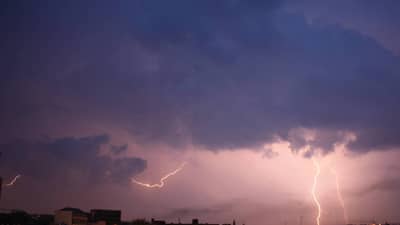 Heavy Rain Alert : 28, 29, 30 आणि 31 डिसेंबरला मुसळधार पाऊस, अलर्ट जारी, थंडीच्या लाटेसह...