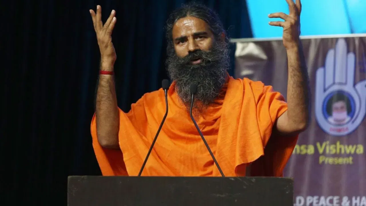 रामदेव बाबांनी हिवाळ्यासाठी बनवला खास नाश्ता, थंडी होईल गायब रामदेव बाबांनी हिवाळ्यासाठी बनवला खास नाश्ता, थंडी होईल गायब