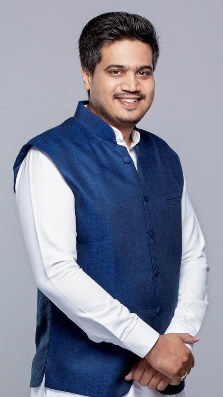 पवारांच्या राष्ट्रवादीकडून रोहित पवारांवर मोठी जबाबदारी