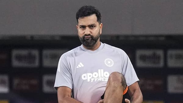 IND vs SA : दारुण पराभव, रोहितला सहनच झालं नाही, दोघांना मैदानातच सुनावलं