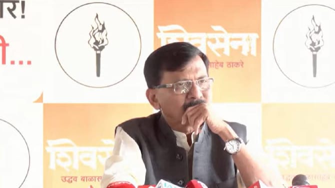 एकनाथ शिंदेंसारखे लोक लाचार मराठी माणसाचे... संजय राऊतांची थेट टीका..