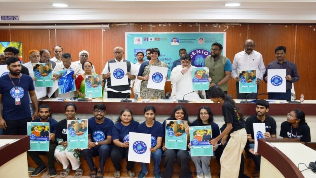 Senior Saathi: भारतातील एकाकीपणाच्या साथरोगाविरुद्धची पहिली दूरदर्शी झेप