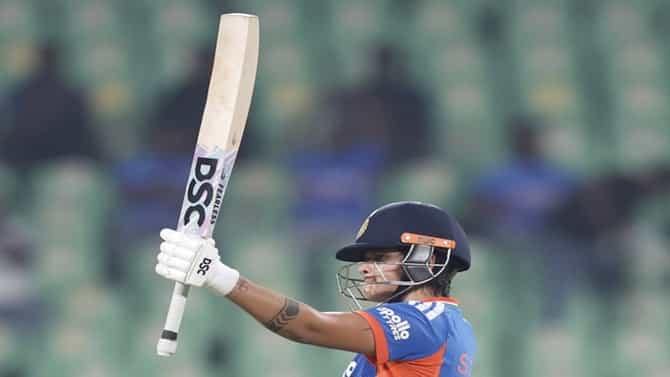 Shafali verma : शफाली वर्माच्या निशाण्यावर वर्ल्ड रेकॉर्ड, लेडी सेहवागला फक्त 43 धावांची गरज