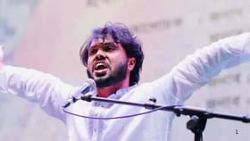 उस्मान हादी कोण? ज्याच्या मृत्यूमुळे लोक भारतावर खवळले, बांगलादेशात.