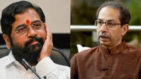 ठाकरेंना आणखी एक मोठ झटका, ऐन मोक्याच्या क्षणी शिलेदारानं सोडली साथ