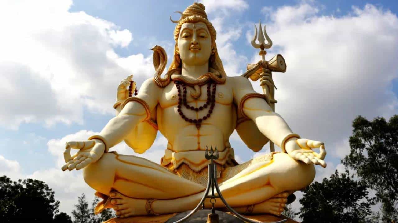 2025 मधील शेवटचा प्रदोष कधी? 17 की 18 डिसेंबर? जाणून घ्या..