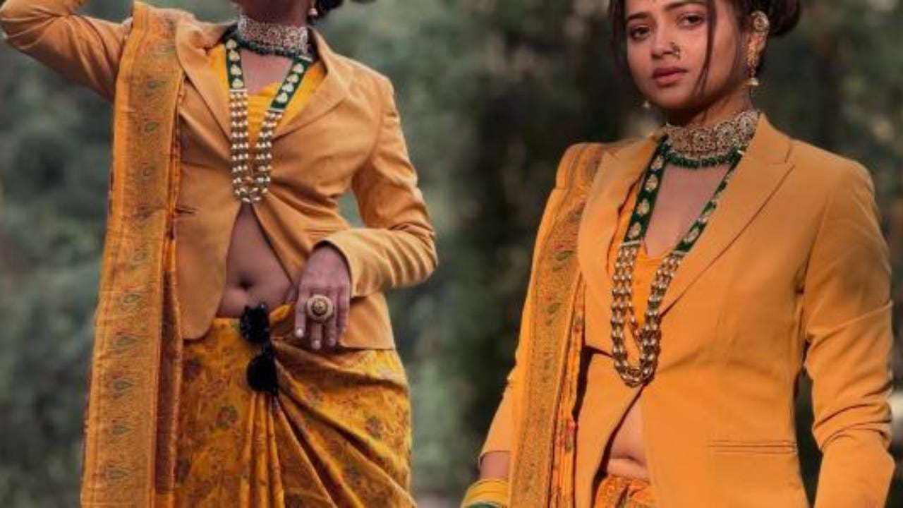 फोटोशूटमधील एका खास फोटोमुळे शिवाली ट्रोल होत आहे. या फोटोत तिने गॉगल कमरेला (नाभीजवळ) लावलेला आहे आणि या पोजमध्ये ती फोटोसाठी पोज देते. या फोटोमध्ये तिची नाभी दिसत असल्यामुळे नेटकऱ्यांनी तिला ट्रोल करण्यास सुरुवात केली आहे.