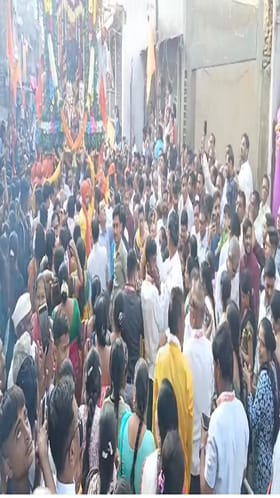 श्री दत्त जयंती निमित्त रथोत्सव, रथोत्सव ओढण्याचा मान महिलांना.