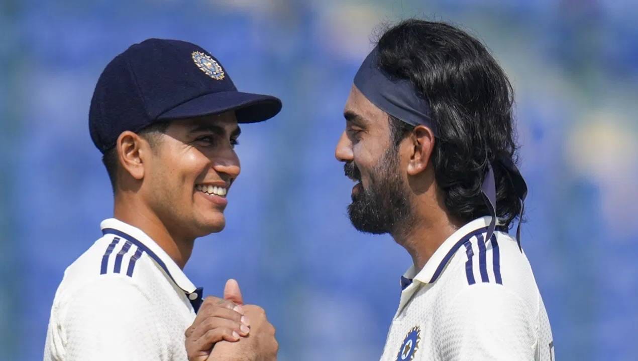 टीम इंडियाने या वर्षी एकूण 10 कसोटी सामने खेळले आहेत. त्यापैकी 4 सामन्यात विजय, 5 सामन्यात पराभव आणि एक सामना ड्रॉ झाला आहे. भारताने 14 वनडे सामन्यात 11 सामने जिंकले आहेत. तर टी20 क्रिकेटमध्ये भारताला 21 पैकी 15 सामन्यात विजय मिळाला आहे. (PC-PTI)